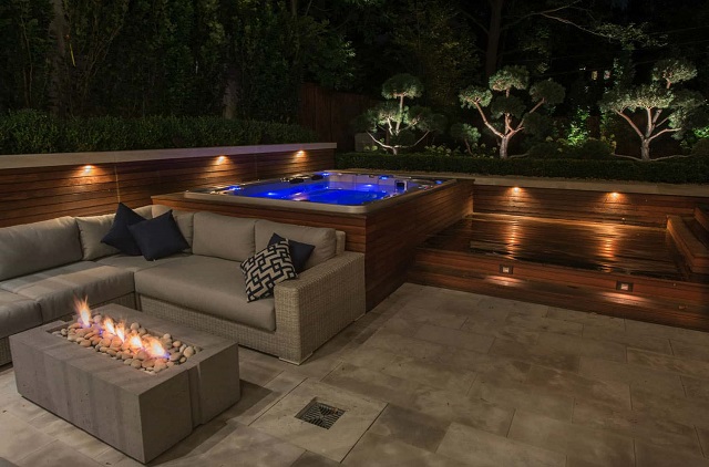 Een houten spa terras, jacuzzi terras, spa ombouw of jacuzzi ombouw laten aanleggen