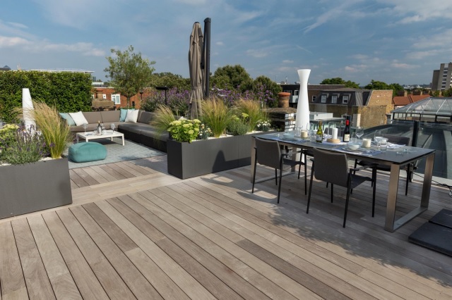 Tips voor het succesvol laten plaatsen van houten (dak)terrassen in Nieuwkoop