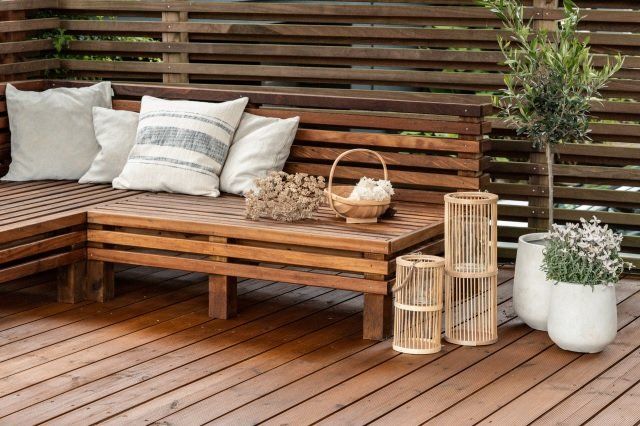 Stappenplan wanneer u houten (dak)terrassen in Gelderland laat plaatsen
