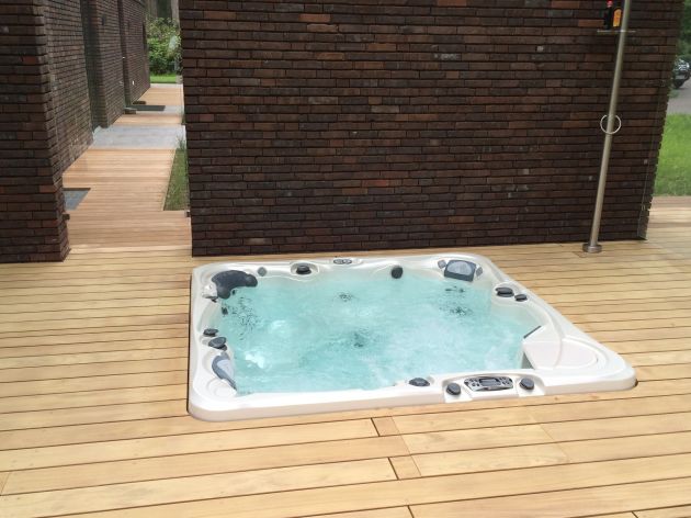 jacuzzi terras